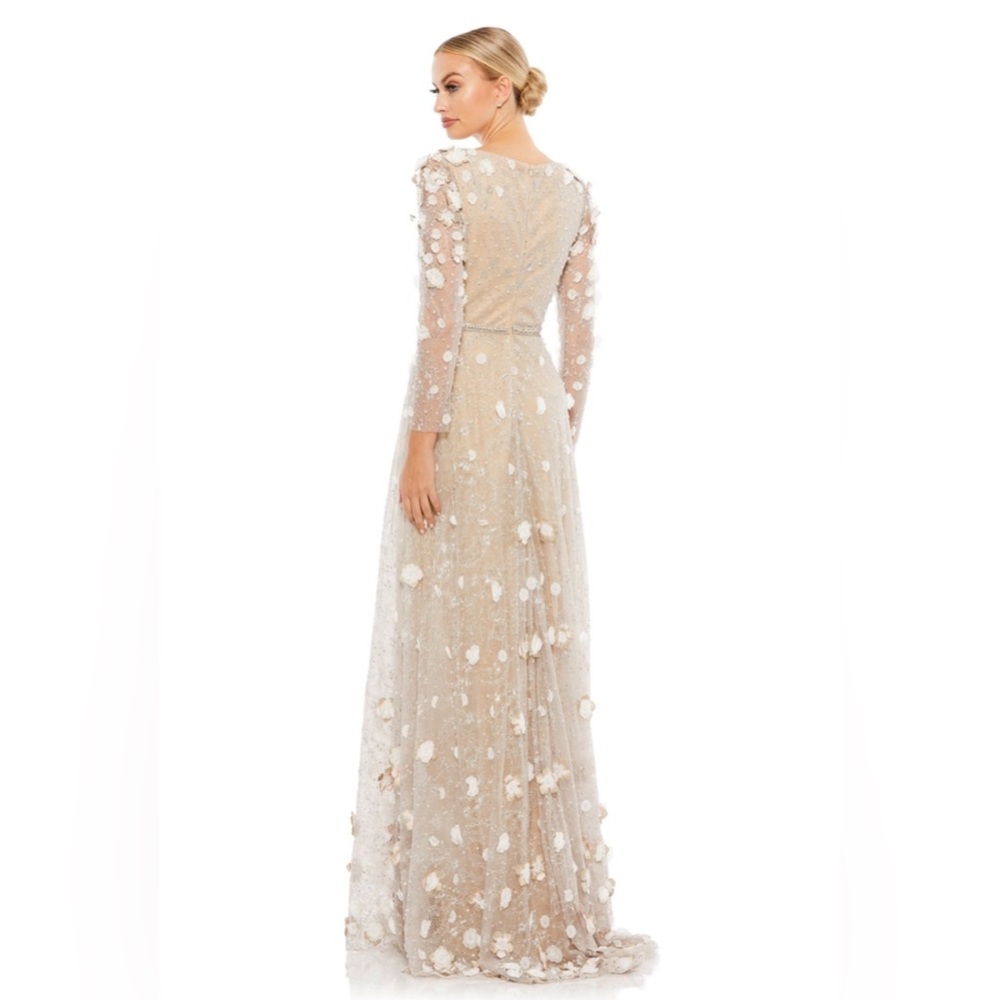 Long sleeve floral embellished lace gown - Picture 4 of 5